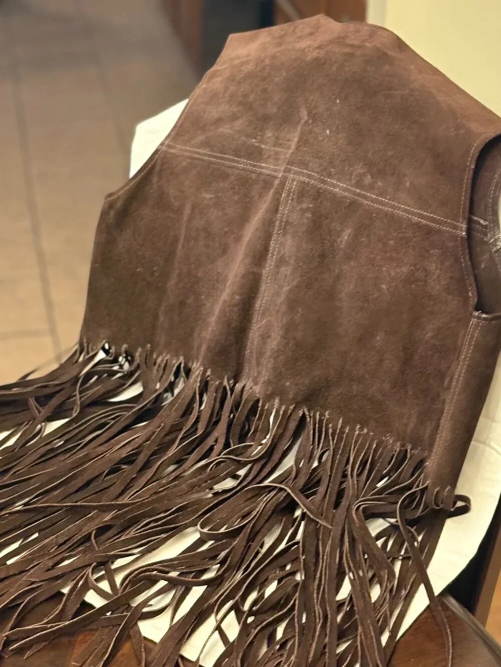 VINTAGE TEPEE TOWN NY FRINGE VEST - Picture 9 of 10